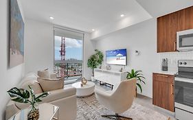 Amazing 2 Bd Downtown Miami Mins From Brickell With Free Parking